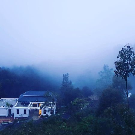 Sherva Stellar Resort Yercaud Eksteriør billede